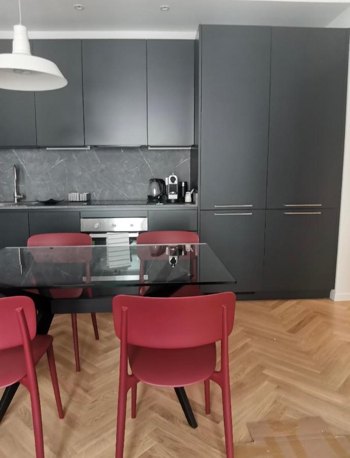 Milano: Incantevole Appartamento In Pieno Centro - Fancy Yellow Apartments Экстерьер фото