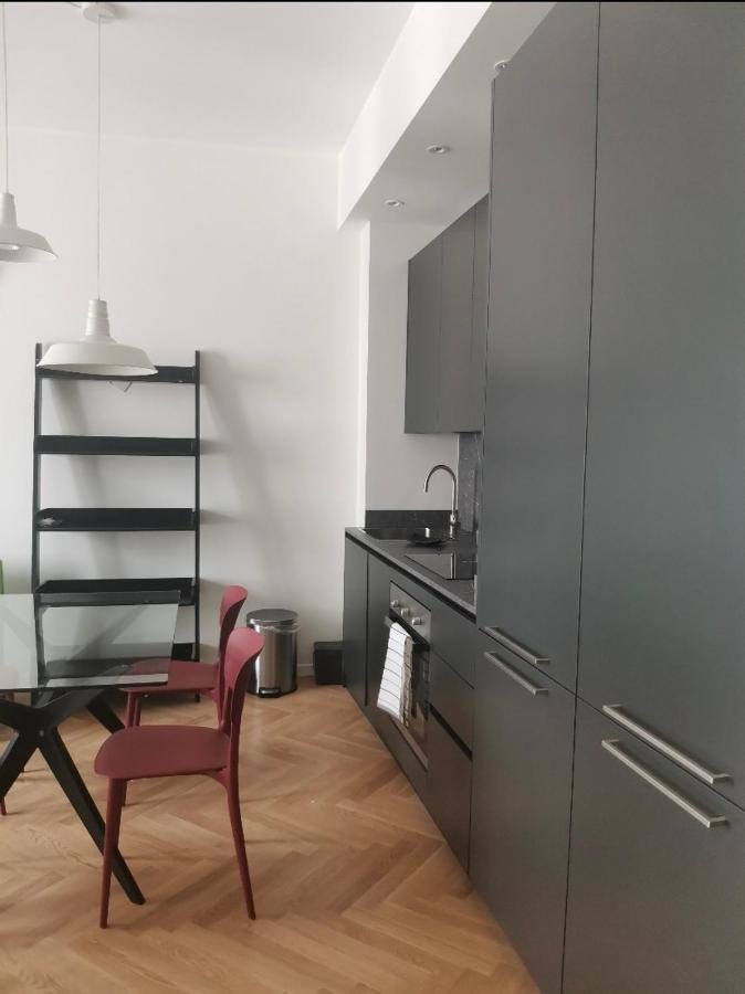 Milano: Incantevole Appartamento In Pieno Centro - Fancy Yellow Apartments Экстерьер фото
