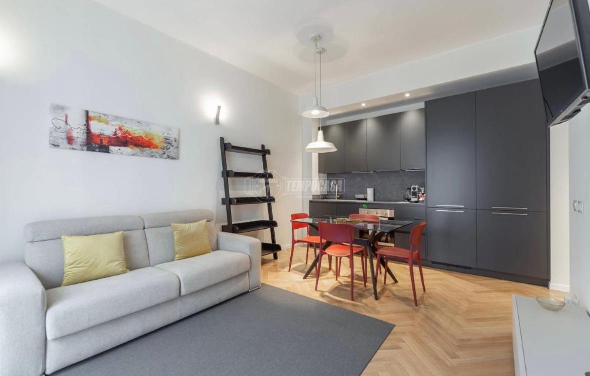 Milano: Incantevole Appartamento In Pieno Centro - Fancy Yellow Apartments Экстерьер фото