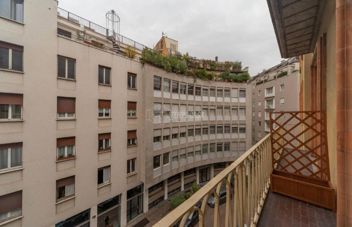 Milano: Incantevole Appartamento In Pieno Centro - Fancy Yellow Apartments Экстерьер фото